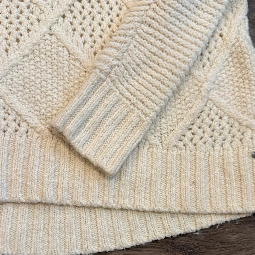 American Eagle Outfitters Cream Open-Knit Diamond Crewneck Sweater - Picture 4 of 9